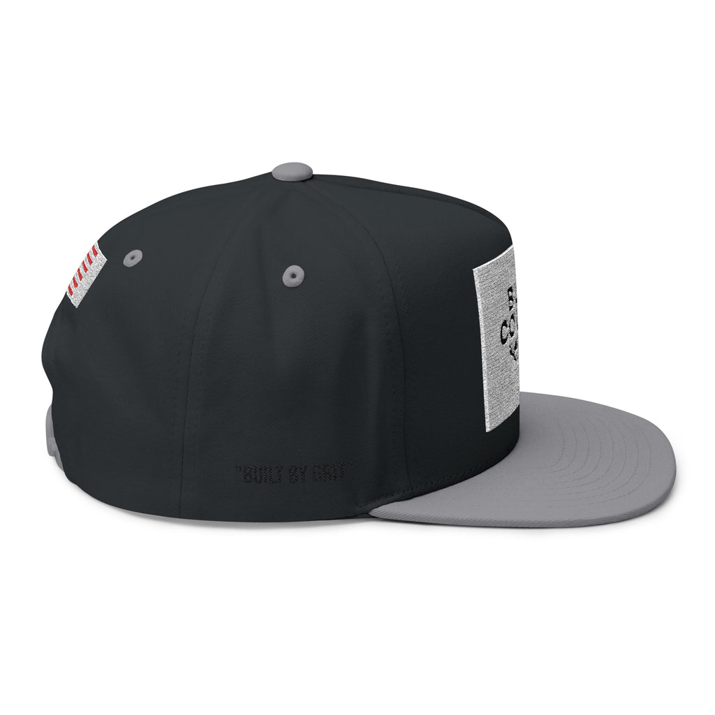 FLAT BILL SNAPBACK